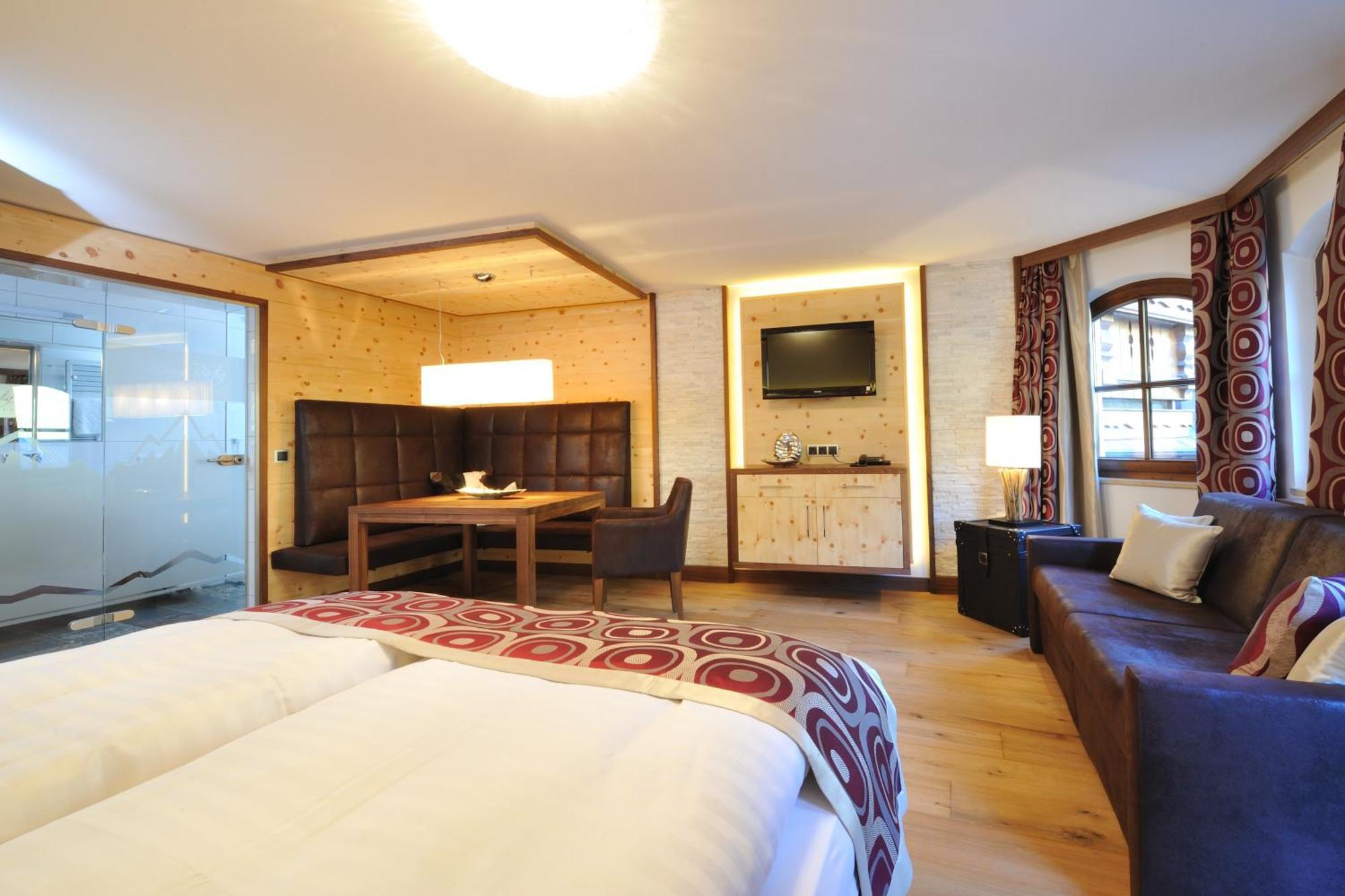 Alpinlounge Raetia Appartements Ischgl Quarto foto